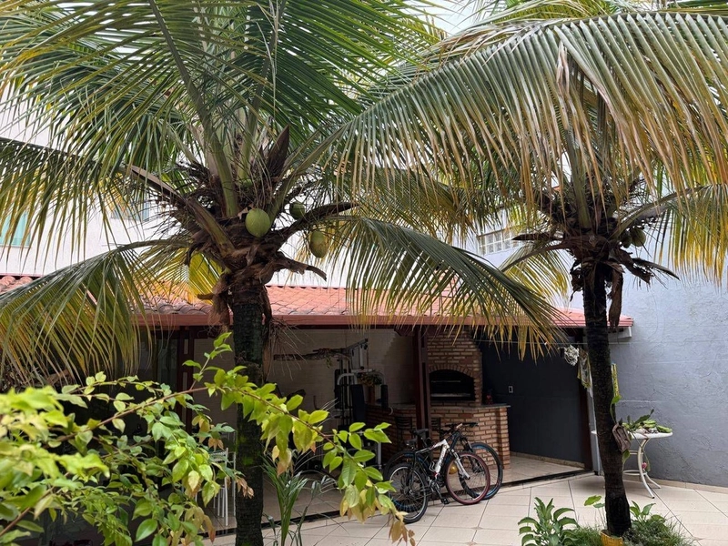 LINDA CASA Á VENDA | BAIRRO ARVOREDO | 02 QUARTOS | SUITE | BANHEIROS: 3ª foto da galeria de imagens do imóvel