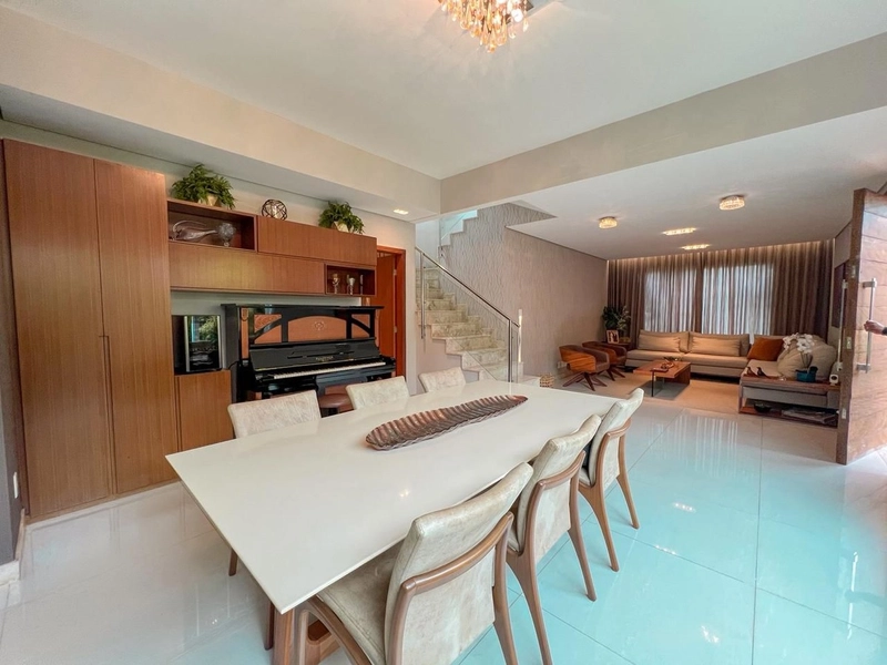 CASA ALTO PADRÃO | 3 QUARTOS | 01 SUÍTES | 03 BANHEIROS | 4 VAGAS: 7ª foto da galeria de imagens do imóvel