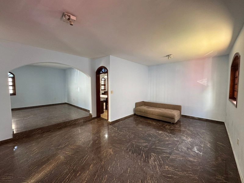 CASA | 5 QUARTOS | 02 SUÍTES | 04 BANHEIROS | 3 VAGAS: 6ª foto da galeria de imagens do imóvel