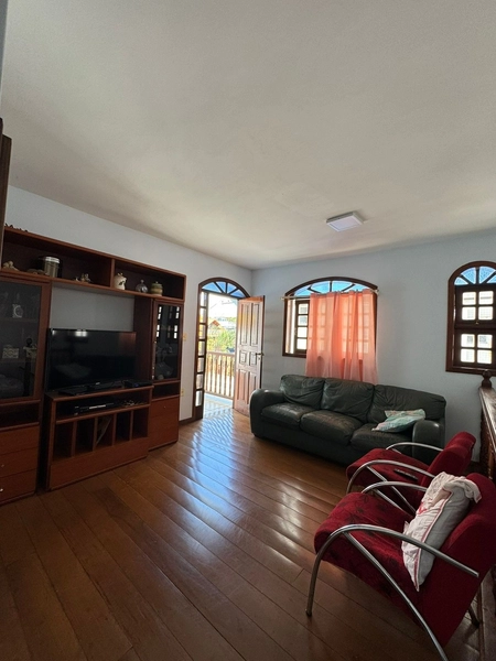 CASA | 5 QUARTOS | 02 SUÍTES | 04 BANHEIROS | 3 VAGAS: 12ª foto da galeria de imagens do imóvel