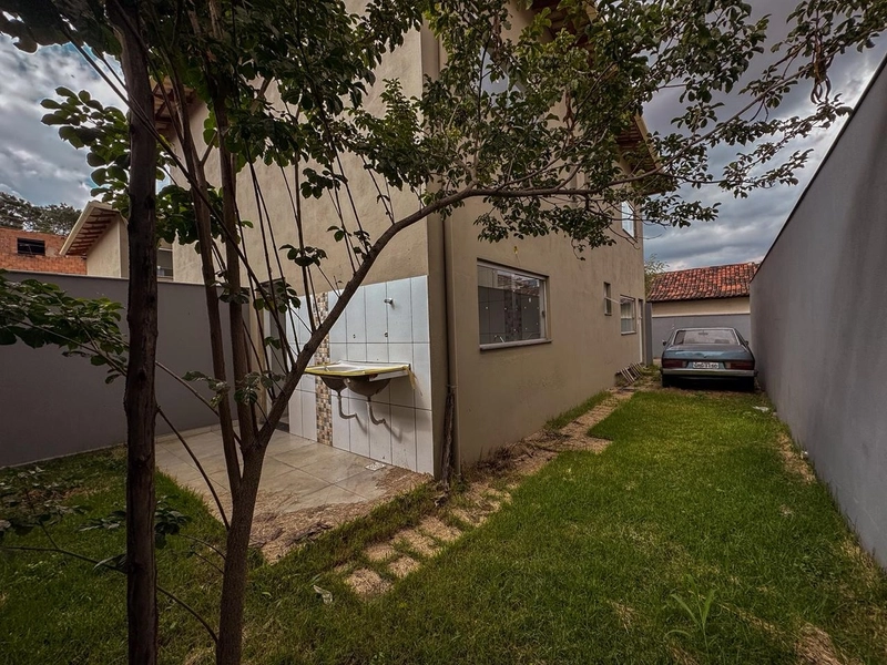 CASA GEMINADA Á VENDA | PRÓXIMO A AV. BRIGADEIRO EDUARDO GOMES