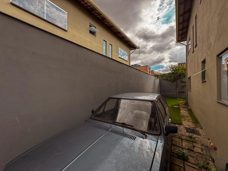 CASA GEMINADA Á VENDA | PRÓXIMO A AV. BRIGADEIRO EDUARDO GOMES: 5ª foto da galeria de imagens do imóvel