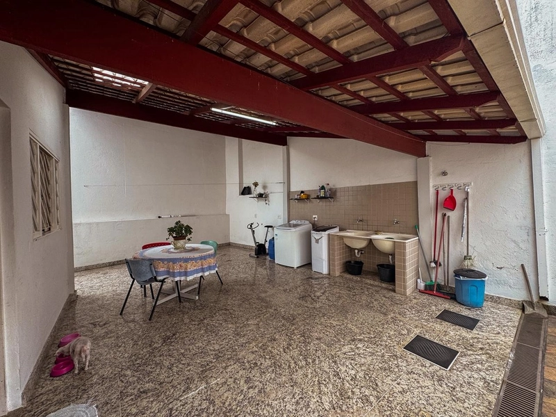 BELÍSSIMA CASA Á VENDA | BAIRRO  ALIPIO DE MELO  | 5 QUARTOS | SAUNA: 40ª foto da galeria de imagens do imóvel