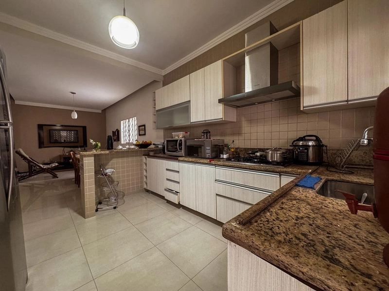 BELÍSSIMA CASA Á VENDA | BAIRRO  ALIPIO DE MELO  | 5 QUARTOS | SAUNA: 28ª foto da galeria de imagens do imóvel