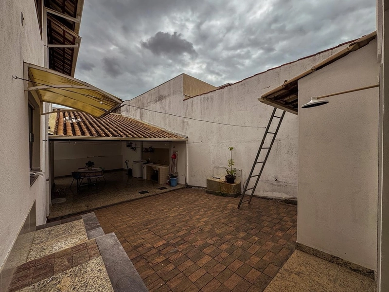 BELÍSSIMA CASA Á VENDA | BAIRRO  ALIPIO DE MELO  | 5 QUARTOS | SAUNA: 47ª foto da galeria de imagens do imóvel