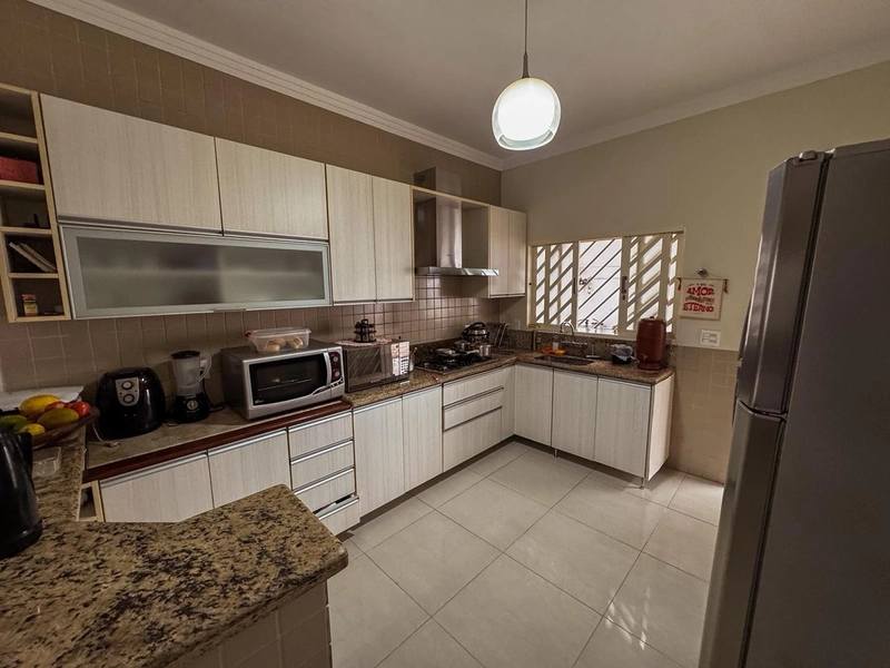 BELÍSSIMA CASA Á VENDA | BAIRRO  ALIPIO DE MELO  | 5 QUARTOS | SAUNA: 27ª foto da galeria de imagens do imóvel