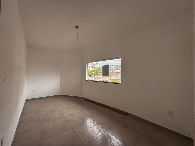 BELÍSSIMA CASA GEMINADA INDIVIDUAL Á VENDA: 18ª foto da galeria de imagens do imóvel