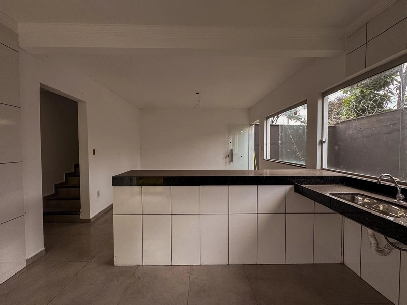 BELÍSSIMA CASA GEMINADA INDIVIDUAL Á VENDA: 10ª foto da galeria de imagens do imóvel