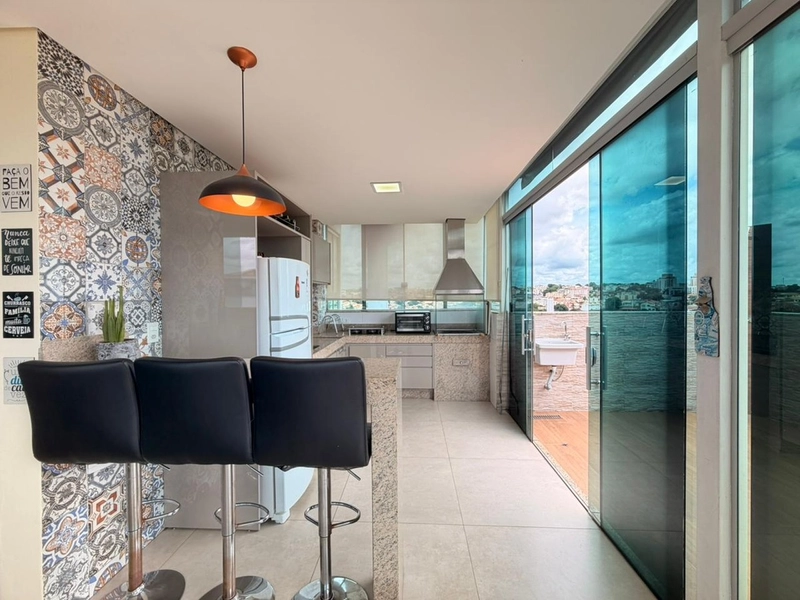 Cobertura Alto Padrão | 3 QUARTOS| 3 BANHEIROS| 1 SUITE| 3 VAGAS: 5ª foto da galeria de imagens do imóvel