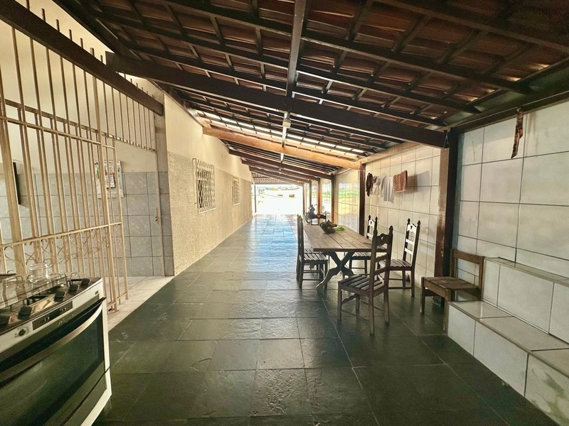 CASA  | BAIRRO COQUEIROS  | 3 QUARTOS  | 3 VAGAS | R$ 3.500,00: 5ª foto da galeria de imagens do imóvel