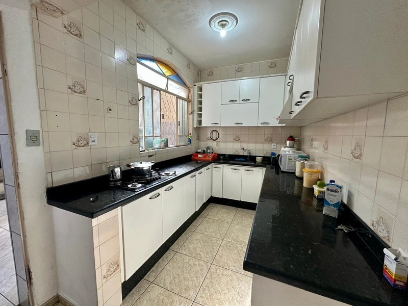 CASA  | BAIRRO COQUEIROS  | 3 QUARTOS  | 3 VAGAS | R$ 3.500,00: 12ª foto da galeria de imagens do imóvel