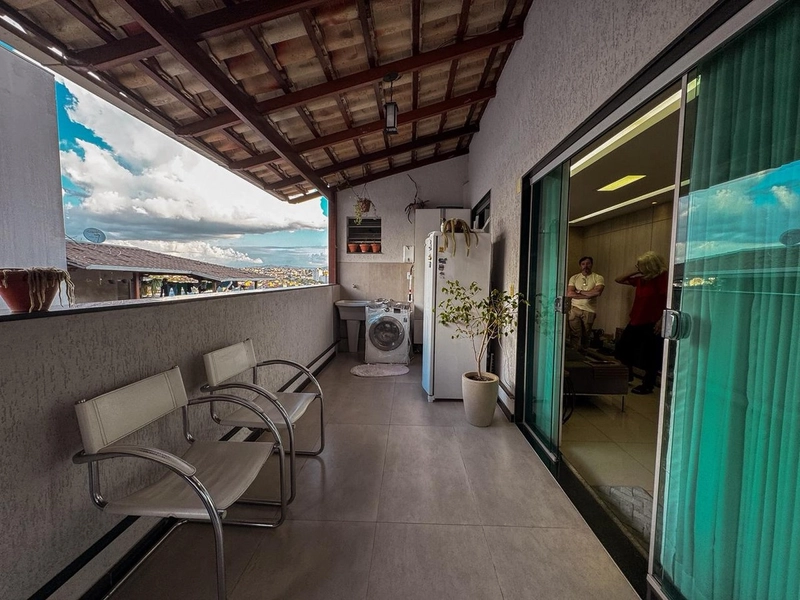 BELÍSSIMA COBERTURA Á VENDA NO ARVOREDO 2 | 2 QUARTOS: 9ª foto da galeria de imagens do imóvel