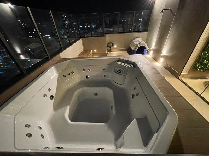 4 Quartos | 2 Vagas | 240m² | Elevador: 4ª foto da galeria de imagens do imóvel