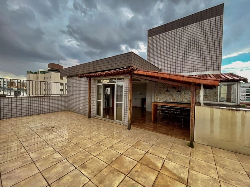 Belíssima Cobertura a Venda no Padre Eustáquio | 4 Quartos