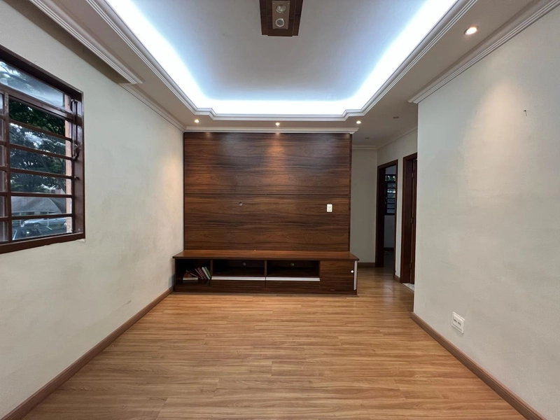 APARTAMENTO Á VENDA | TODO REFORMADO | BAIRRO SERRANO: 4ª foto da galeria de imagens do imóvel