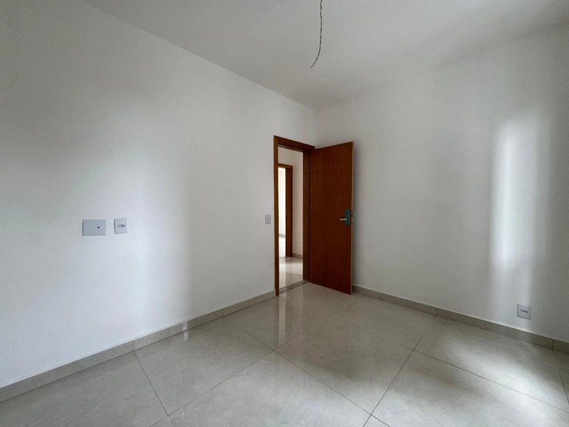 Cobertura a Venda no Bairro Cabral | 3 Quartos  | 2 banheiros | 180m²: 13ª foto da galeria de imagens do imóvel