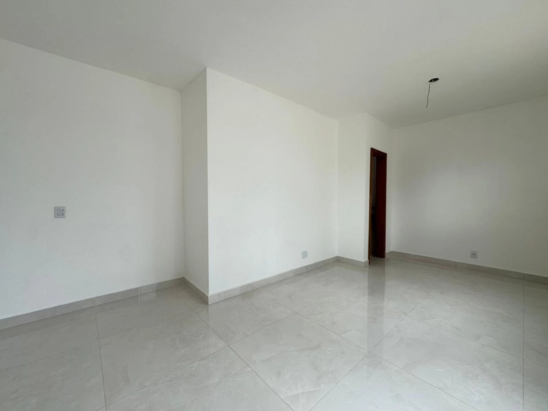 Cobertura a Venda no Bairro Cabral | 3 Quartos  | 2 banheiros | 180m²: 12ª foto da galeria de imagens do imóvel