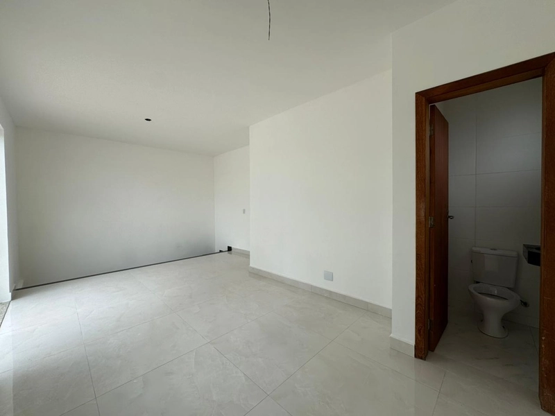 Cobertura a Venda no Bairro Cabral | 3 Quartos  | 2 banheiros | 180m²: 14ª foto da galeria de imagens do imóvel