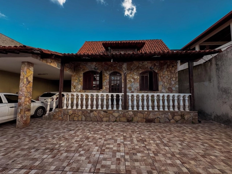 CASA Á VENDA | BAIRRO PINDORAMA | 3 QUARTOS| 3 BANHOS  | 6 VAGAS