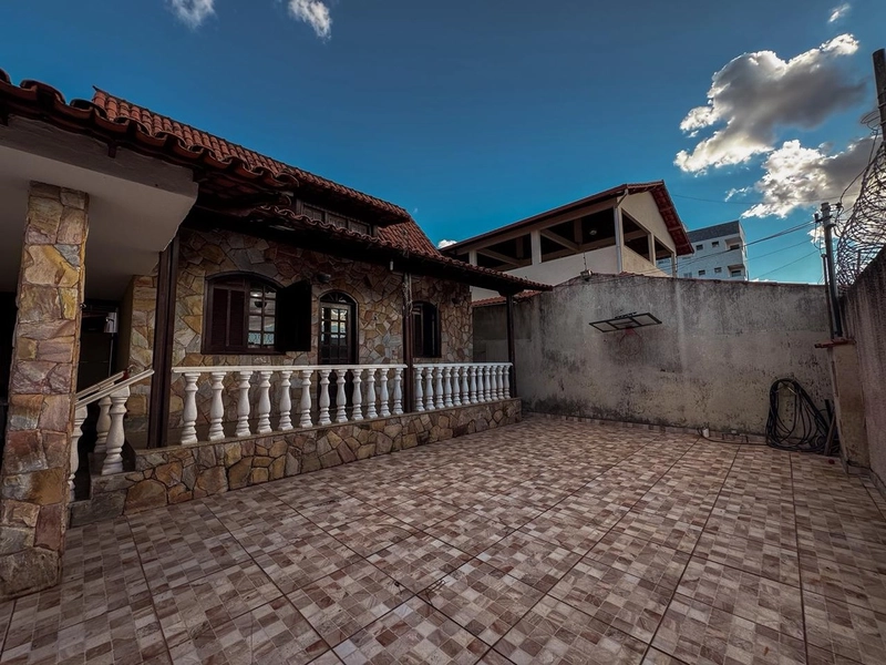 CASA Á VENDA | BAIRRO PINDORAMA | 3 QUARTOS| 3 BANHOS  | 6 VAGAS: 3ª foto da galeria de imagens do imóvel