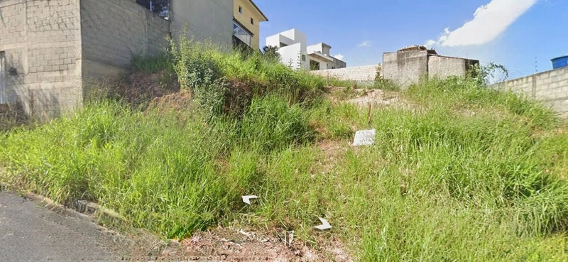 Lote plano no bairro Arvoredo, excelente opção para investidor!: 10ª foto da galeria de imagens do imóvel