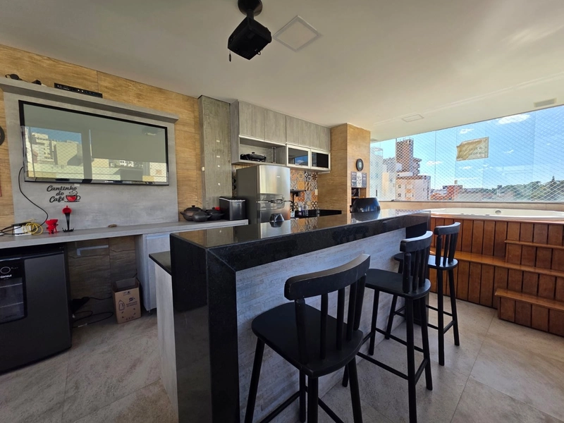 COBERTURA DUPLEX PORTEIRA FECHADA NO CASTELO: 3ª foto da galeria de imagens do imóvel