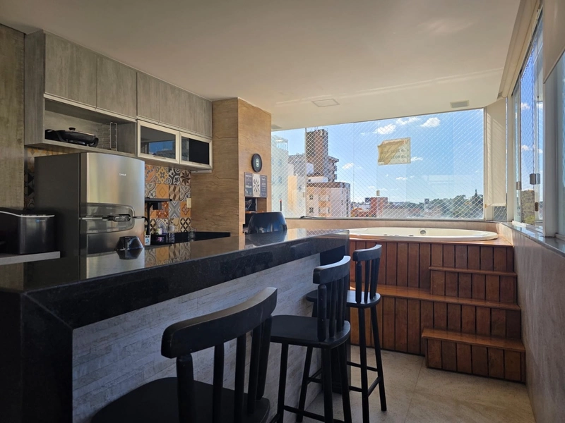 COBERTURA DUPLEX PORTEIRA FECHADA NO CASTELO: 4ª foto da galeria de imagens do imóvel