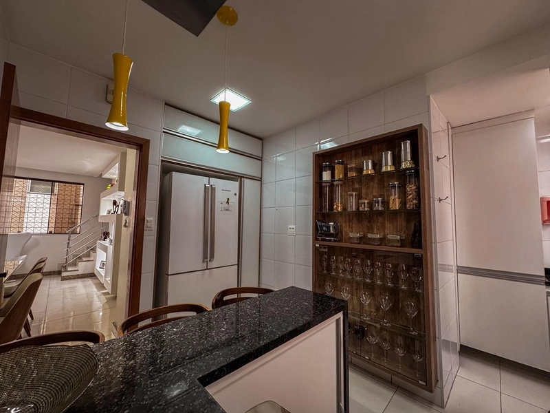 COBERTURA |  4 QUARTOS | 1 SUÍTE | 2 VAGAS | 3 BANHEIROS | ELEVADOR: 17ª foto da galeria de imagens do imóvel