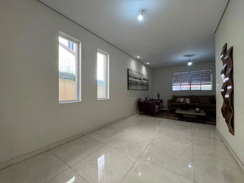 CASA LINEAR|3 QUARTOS| 1 SUITE| 2 BANHEIROS| 2 VAGAS: 10ª foto da galeria de imagens do imóvel