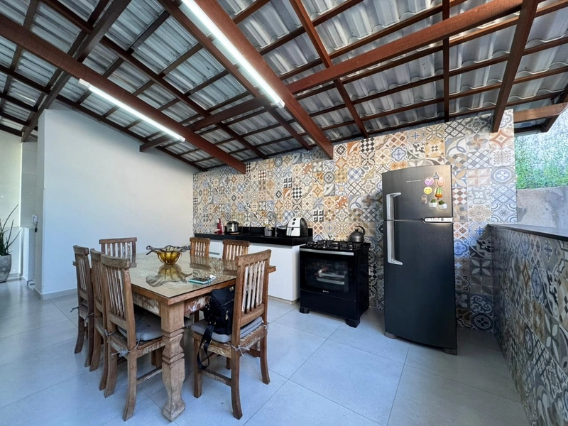 CASA LINEAR|3 QUARTOS| 1 SUITE| 2 BANHEIROS| 2 VAGAS: 1ª foto da galeria de imagens do imóvel