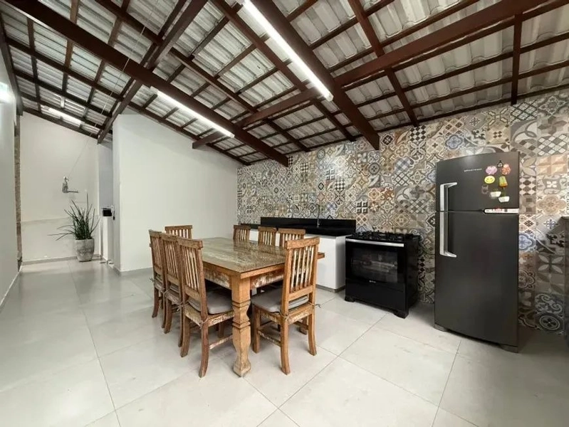 CASA LINEAR|3 QUARTOS| 1 SUITE| 2 BANHEIROS| 2 VAGAS: 4ª foto da galeria de imagens do imóvel