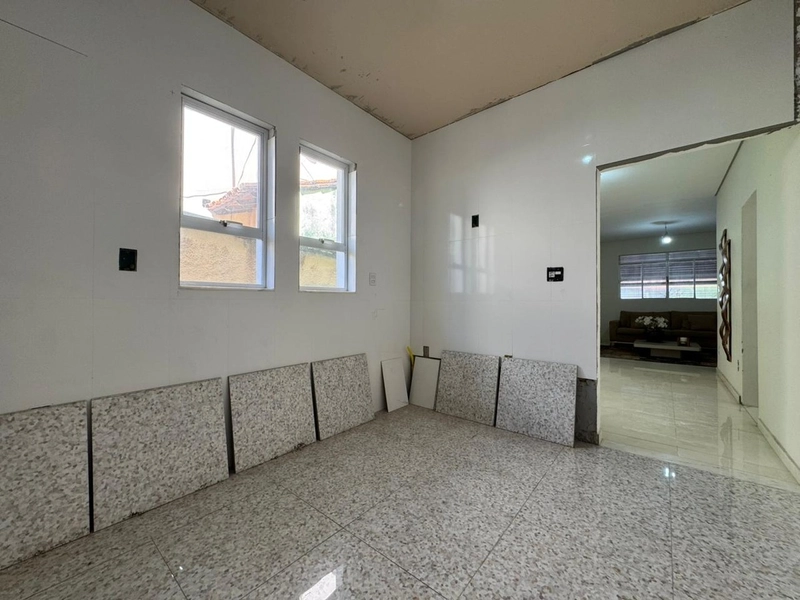 CASA LINEAR|3 QUARTOS| 1 SUITE| 2 BANHEIROS| 2 VAGAS: 14ª foto da galeria de imagens do imóvel