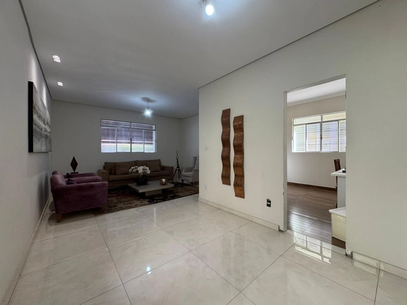 CASA LINEAR|3 QUARTOS| 1 SUITE| 2 BANHEIROS| 2 VAGAS: 9ª foto da galeria de imagens do imóvel