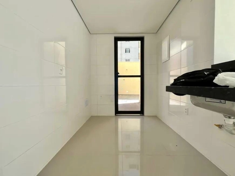 APARTAMENTO DE ÁREA PRIVATIVA - SERRANO: 25ª foto da galeria de imagens do imóvel