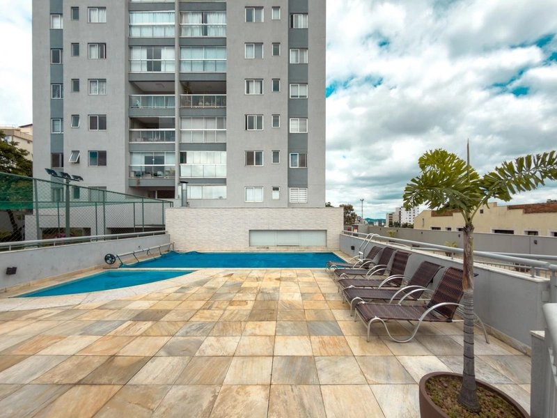 Apartamento com varanda gourmet e vista definitiva em todas as janelas: 2ª foto da galeria de imagens do imóvel