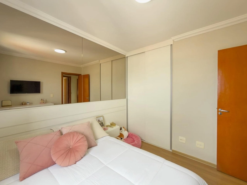 Apartamento com varanda gourmet e vista definitiva em todas as janelas: 27ª foto da galeria de imagens do imóvel