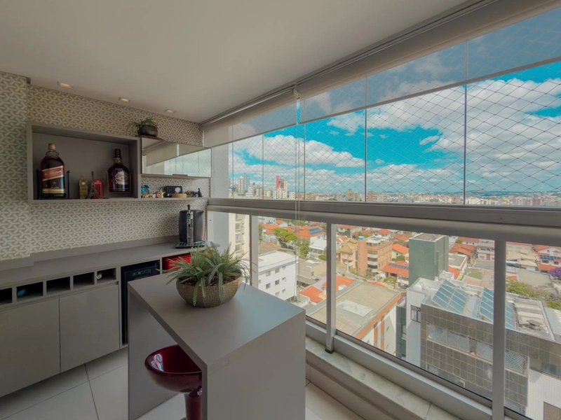 Apartamento com varanda gourmet e vista definitiva em todas as janelas: 6ª foto da galeria de imagens do imóvel