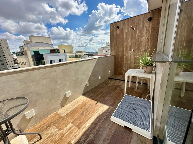 COBERTURA À VENDA NO BAIRRO MANACÁS | 2 QUARTOS | SUÍTE | 3 BANHEIROS: 4ª foto da galeria de imagens do imóvel