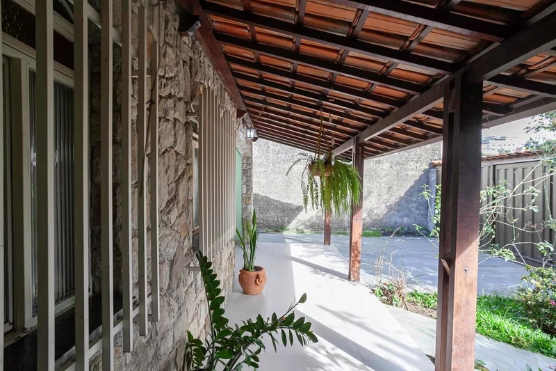 CASA LINEAR|3 QUARTOS| 1 SUITE| 2 BANHEIROS| 2 VAGAS: 7ª foto da galeria de imagens do imóvel