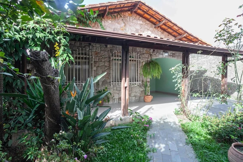 CASA LINEAR|3 QUARTOS| 1 SUITE| 2 BANHEIROS| 2 VAGAS: 1ª foto da galeria de imagens do imóvel