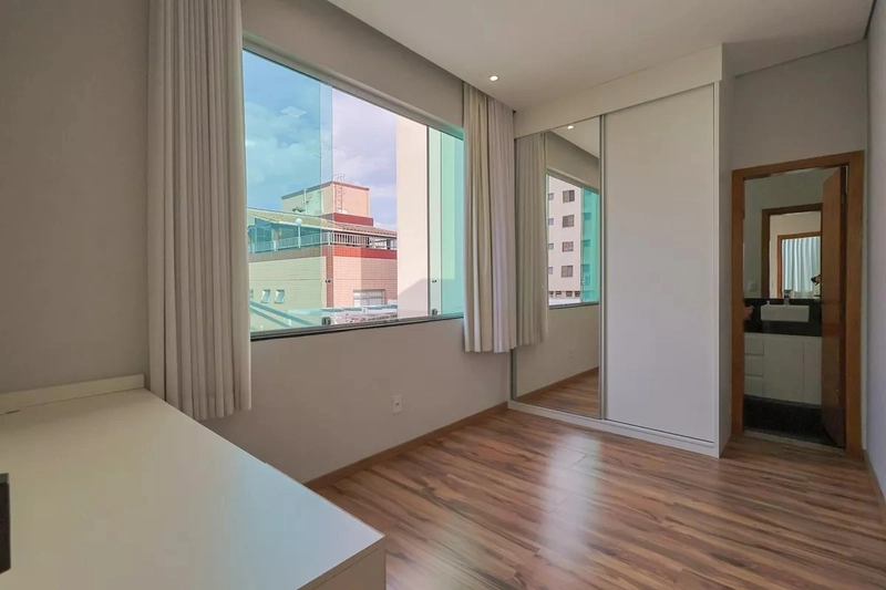 LINDA CASA | 4 SUITES | 3 VAGAS | 6 BANHEIROS: 18ª foto da galeria de imagens do imóvel