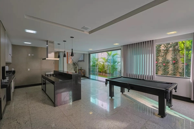 LINDA CASA | 4 SUITES | 3 VAGAS | 6 BANHEIROS: 13ª foto da galeria de imagens do imóvel