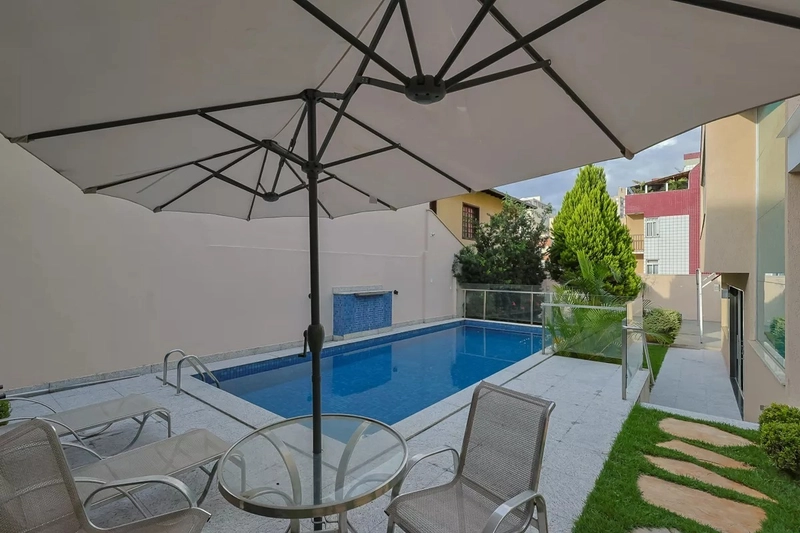 LINDA CASA | 4 SUITES | 3 VAGAS | 6 BANHEIROS: 3ª foto da galeria de imagens do imóvel