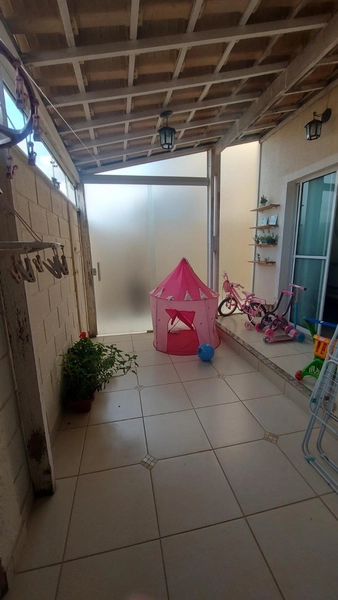 CASA EM CONDOMÍNIO À VENDA| 3 QUARTOS| 1 SUÍTE | 3 BANHEIROS | 2 VAGAS: 2ª foto da galeria de imagens do imóvel