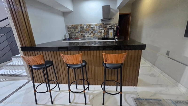 AREA PRIVATIVA À VENDA NO PAQUETA: 2ª foto da galeria de imagens do imóvel