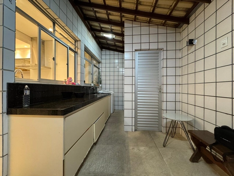 AREA PRIVATIVA ALTO PADRÃO DE ACABAMENTO 4 QUARTOS | 3 BANHEIROS: 3ª foto da galeria de imagens do imóvel