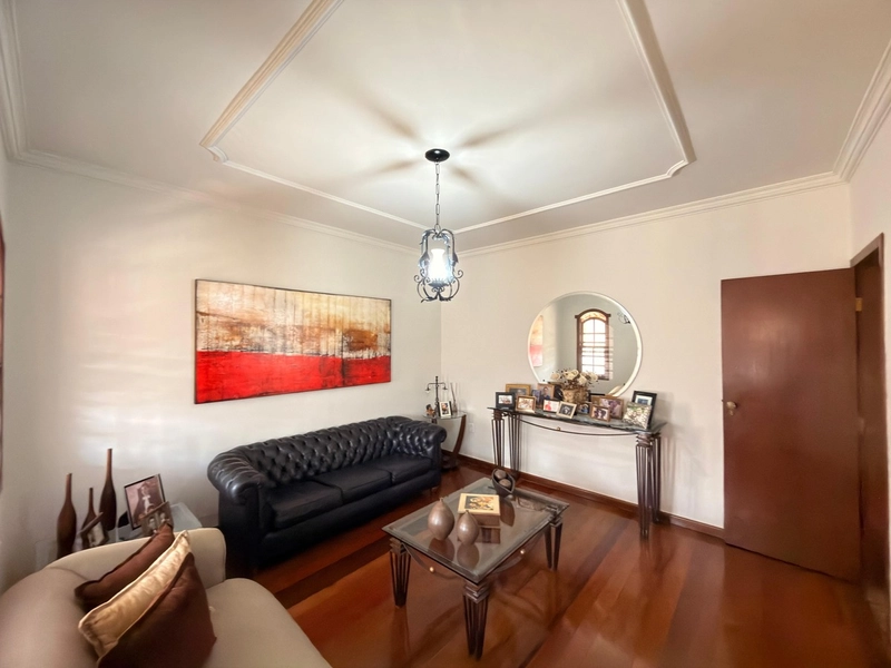 CASA LINEAR ESTILO COLONIAL À VENDA NO  BAIRRO SANTA AMÉLIA: 12ª foto da galeria de imagens do imóvel