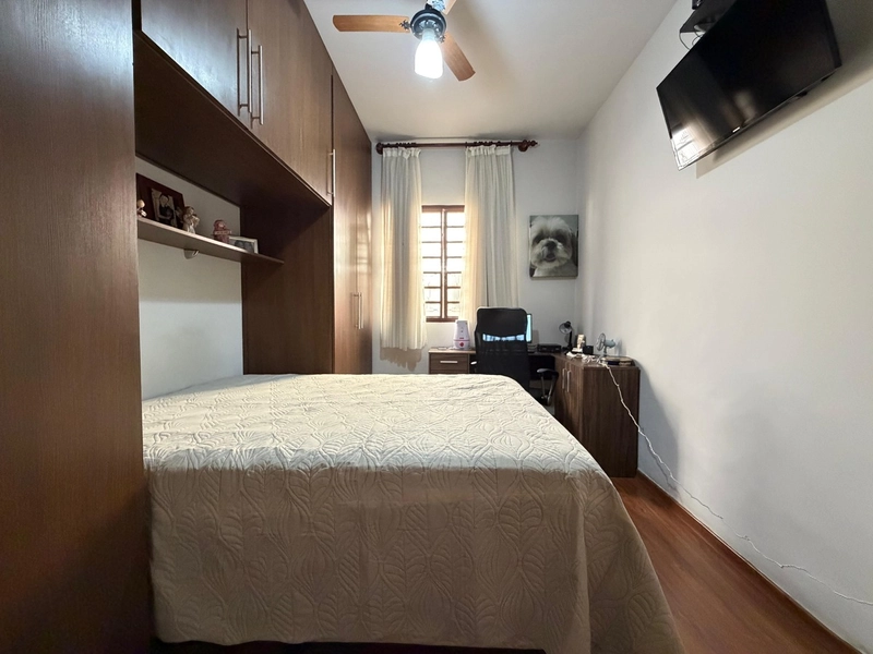 CASA LINEAR ESTILO COLONIAL À VENDA NO  BAIRRO SANTA AMÉLIA: 23ª foto da galeria de imagens do imóvel