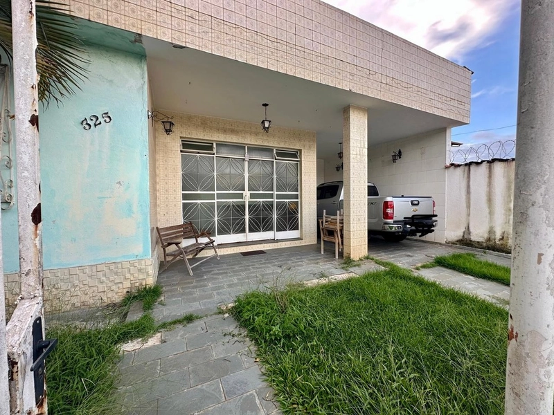 CASA PARA  REFORMAR  À VENDA | 3 QUARTOS| 1 BANHEIRO | 2 VAGAS: 2ª foto da galeria de imagens do imóvel