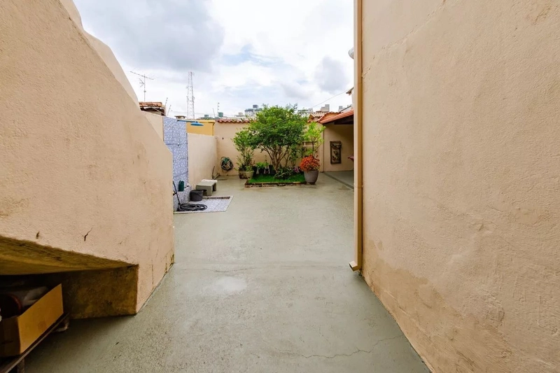 CASA A VENDA 4 QUARTOS| 2 BANHEIROS | 2 VAGAS: 5ª foto da galeria de imagens do imóvel